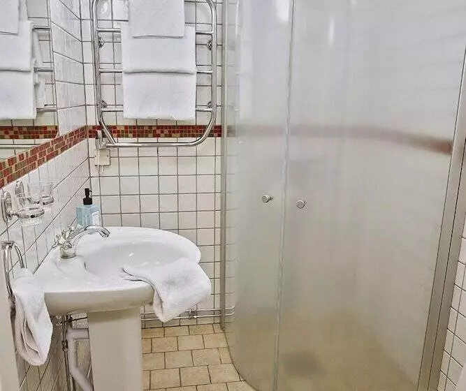 スタンダード４人部屋, Skara Stadshotell