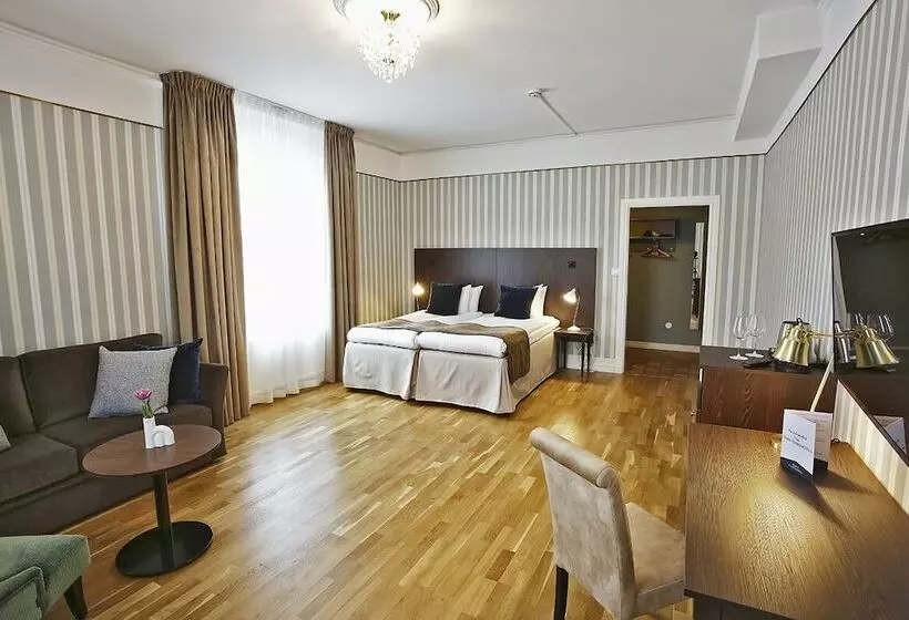 スタンダード４人部屋, Skara Stadshotell