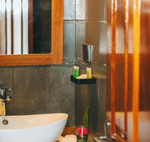 سوئیت با بالکن, Amata N Ubuki Boutique Hotel Ltd