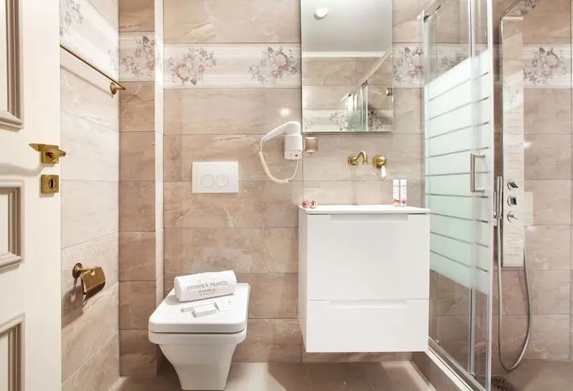 Classic-huone, Kyniska Palace Conference & Spa