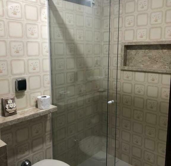 חדר משפחתי, Pousada Romã