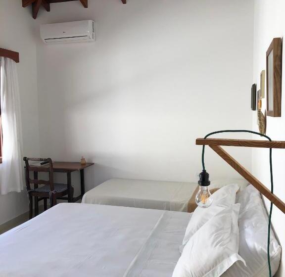 חדר סטנדרט לשלושה, Pousada Romã