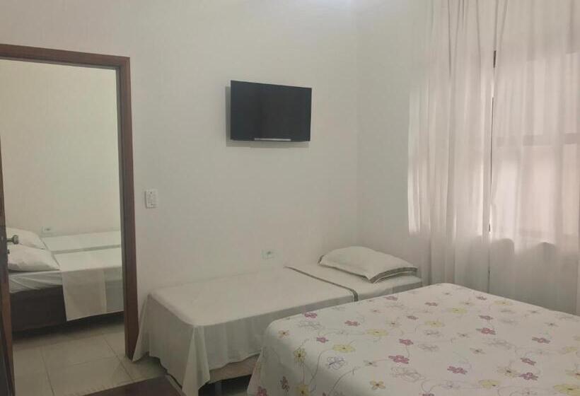 חדר משפחתי, Pousada Romã