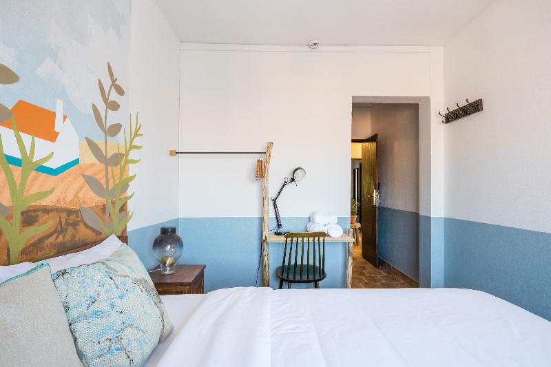 Номер Стандарт, Mute Hostel Milfontes