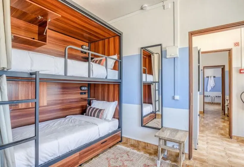 スタンダード４人部屋, Mute Hostel Milfontes