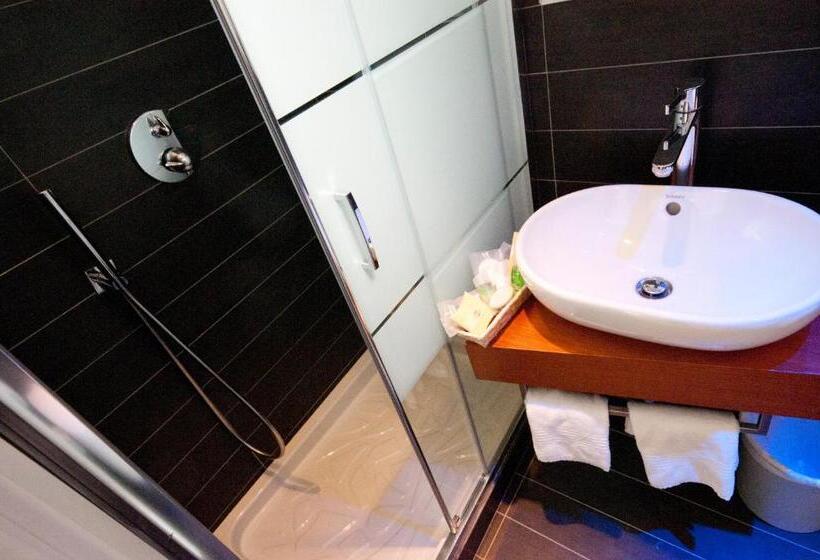 اتاق عادی, Villa Anita