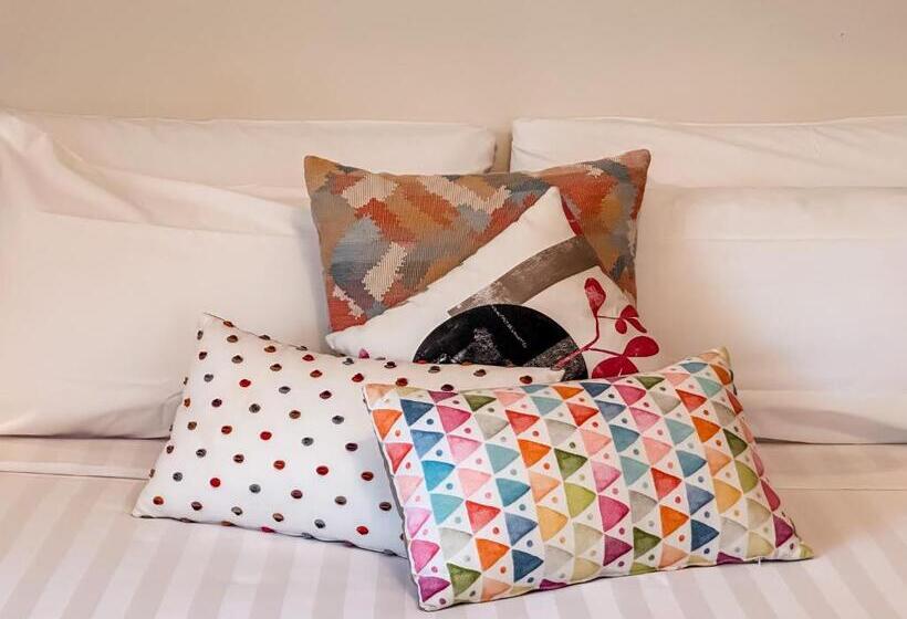 Superior Room with Terrace, Villa Anita