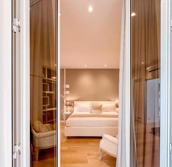 سوئیت جونیور با چشم‌انداز باغ, Villa Anita