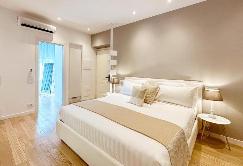 سوئیت جونیور با چشم‌انداز باغ, Villa Anita