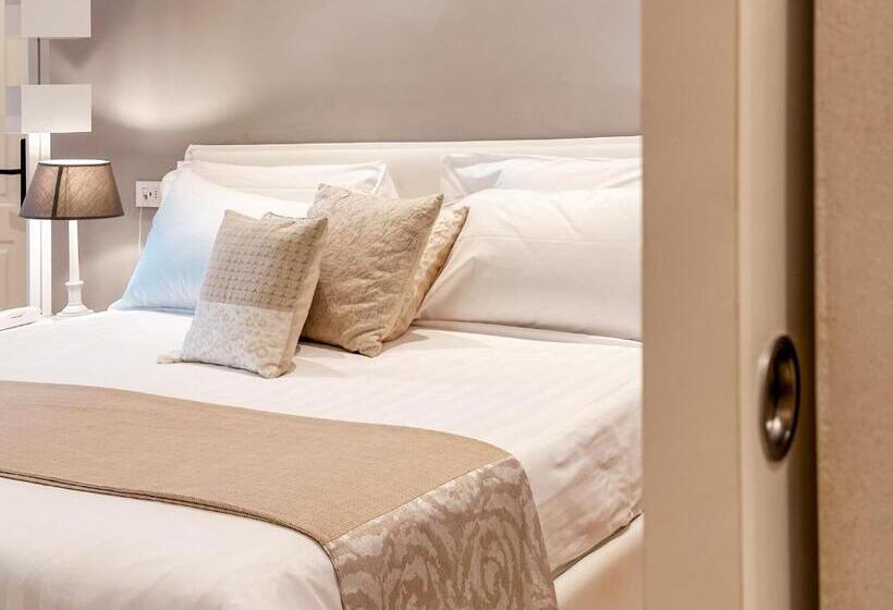 سوئیت جونیور با چشم‌انداز باغ, Villa Anita