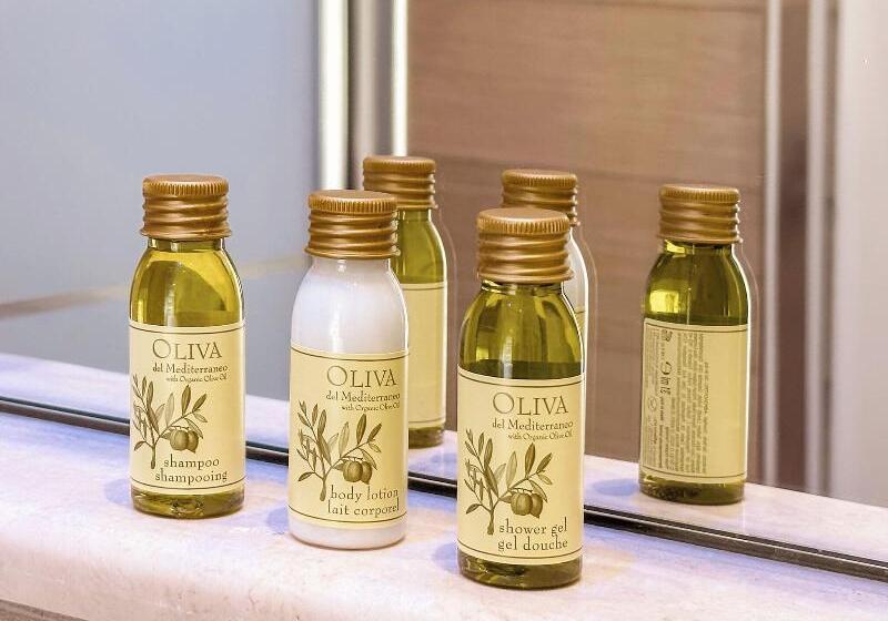 اتاق استاندارد سه نفره, Villa Anita