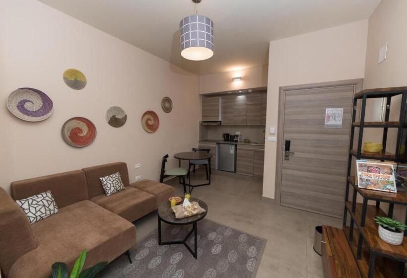 سوییت اجرایی, Roots Hotel Apartments Abidjan