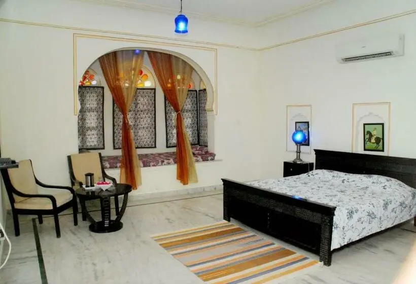 デラックススイート, Dhulagarh Heritage Palace Hotel Near Jaipur