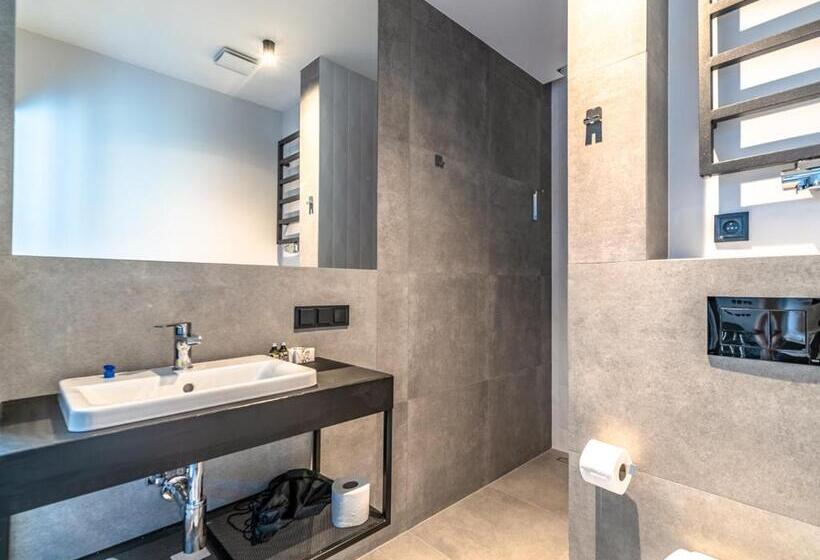 استودیو استاندارد با تراس, Marina Nawigator