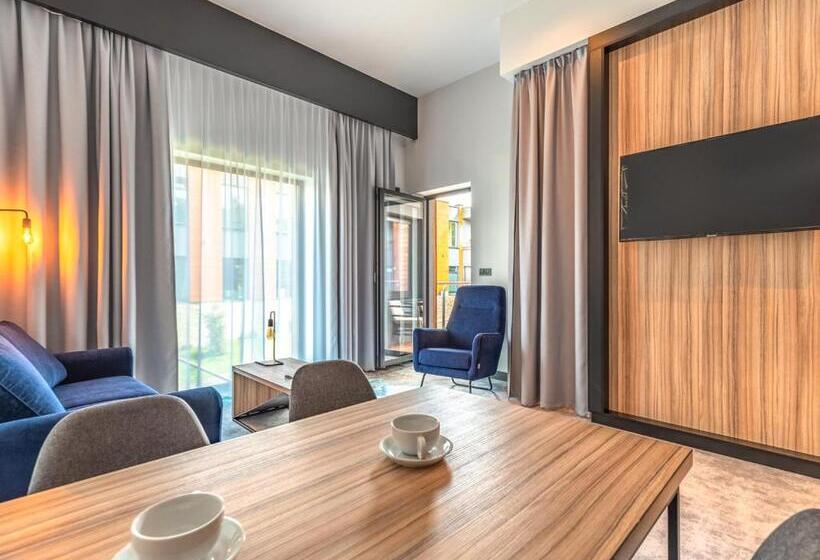 آپارتمان لوکس 1 خوابه, Marina Nawigator