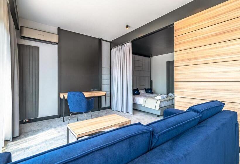 آپارتمان 1 خوابه با چشمانداز باغ, Marina Nawigator