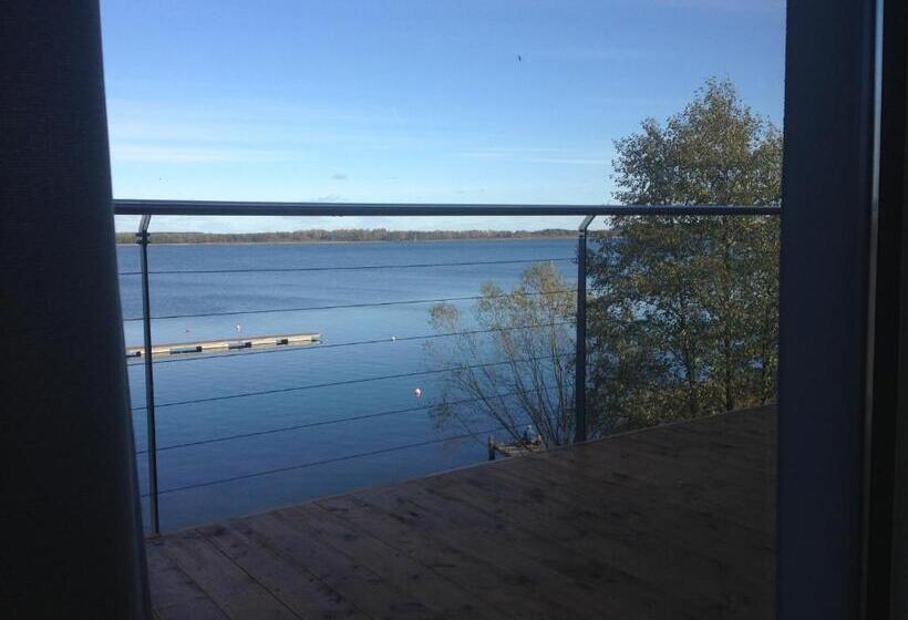 1 Bedroom Apartment Lake View, Marina Nawigator