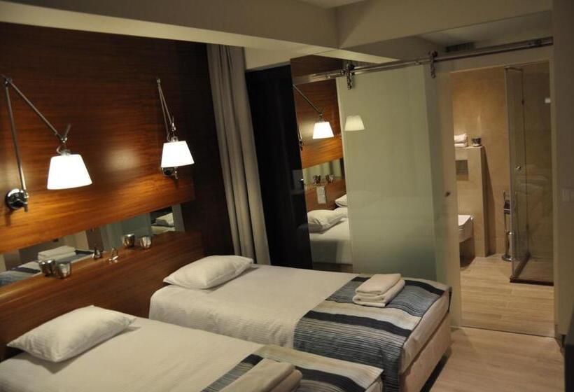 1 Bedroom Apartment Lake View, Marina Nawigator