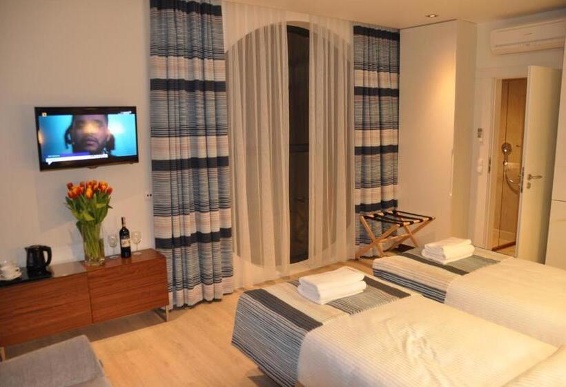 اتاق استاندارد, Marina Nawigator