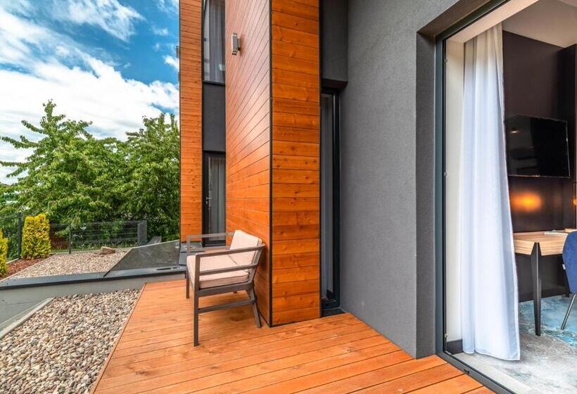 استودیو استاندارد با تراس, Marina Nawigator