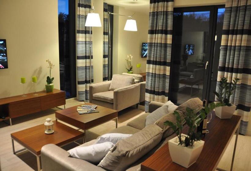 آپارتمان 2 خوابه با تراس, Marina Nawigator