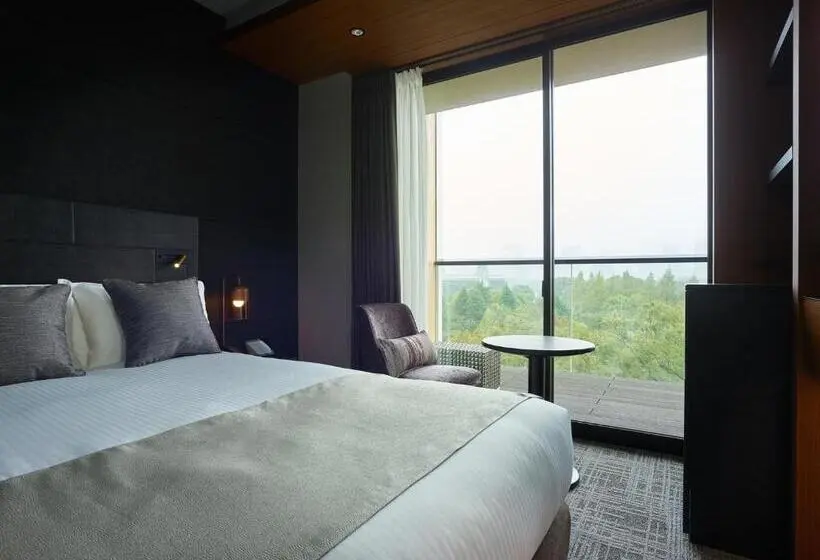Basic-huone Parveke, Mitsui Garden Hotel Jingugaien Tokyo Premier