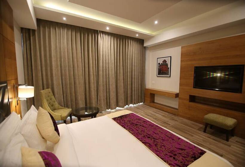 اتاق اجرایی, Regenta Central Cassia Zirakpur Chandigarh