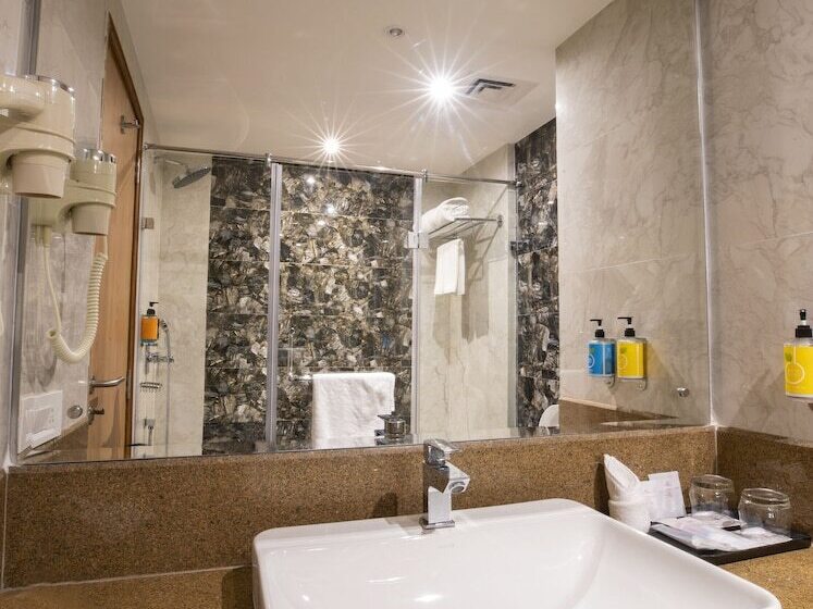 اتاق لوکس, Regenta Central Cassia Zirakpur Chandigarh