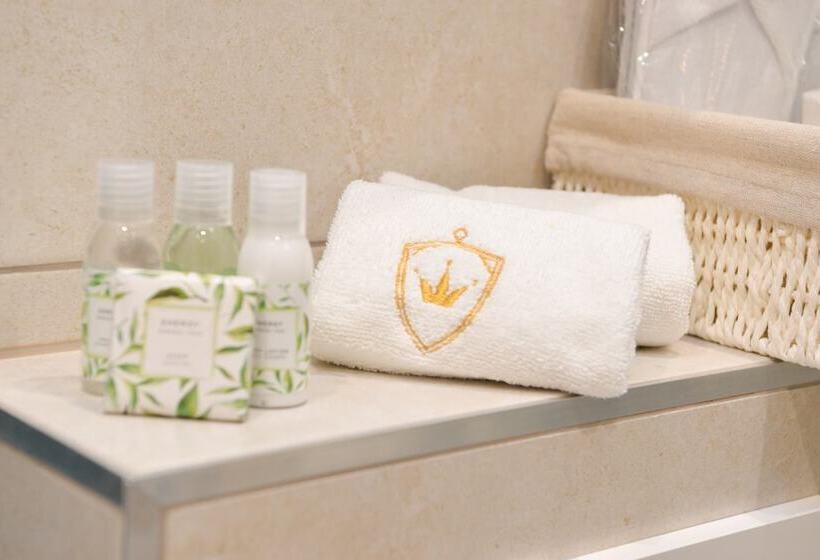 اتاق استاندارد, The Duke Luxury Rooms
