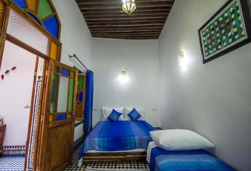 标准三人间, Dar Milouda Rcif