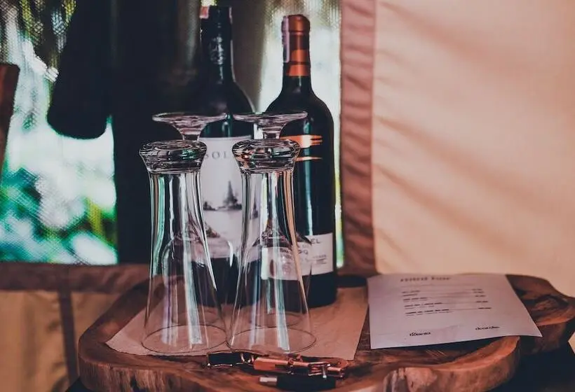 Deluxe Tent, Desa Eko
