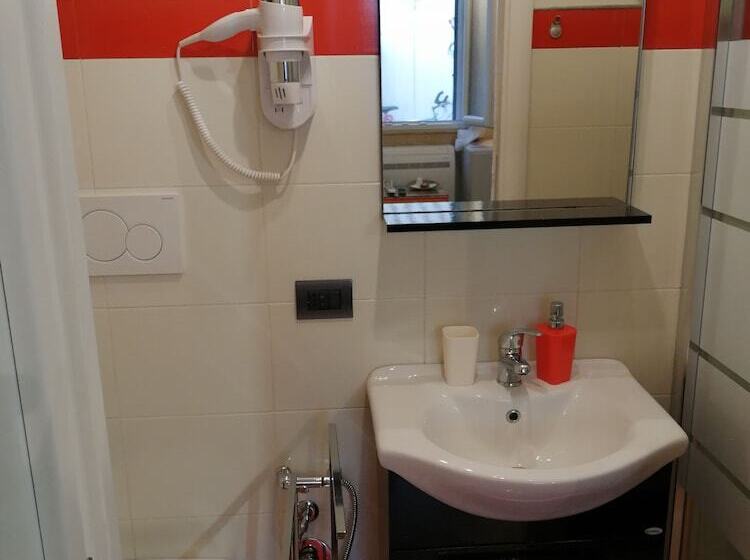 اتاق استاندارد یک نفره, B&b Lecce Holidays