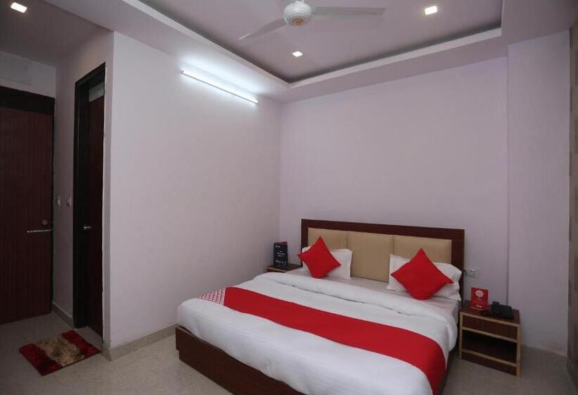 اتاق کلاسیک سه تخته, O Blueberry