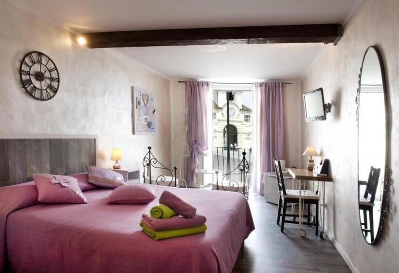 スタンダードルーム, La Finestra Sulla Reggia