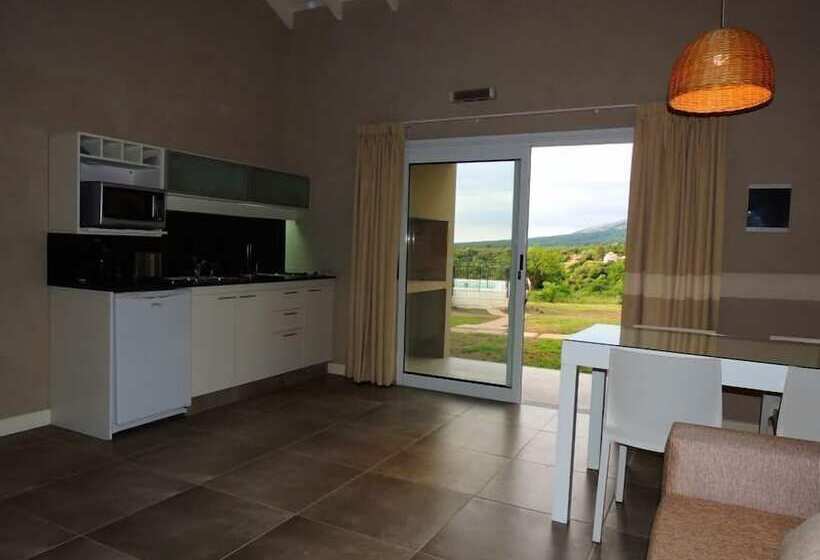 1ベッドルームのデラックスアパートメント, Parque Los Nogales Apart