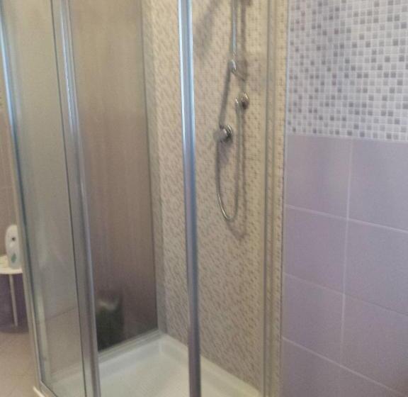 Chambre Triple Standard Salle de Bains Commune, Casa Giulia