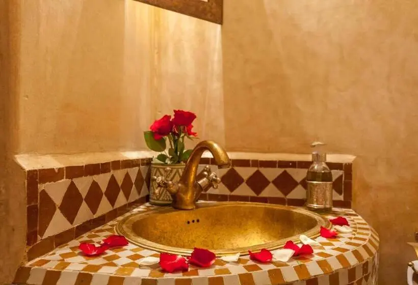 اتاق استاندارد, Riad Tasneem