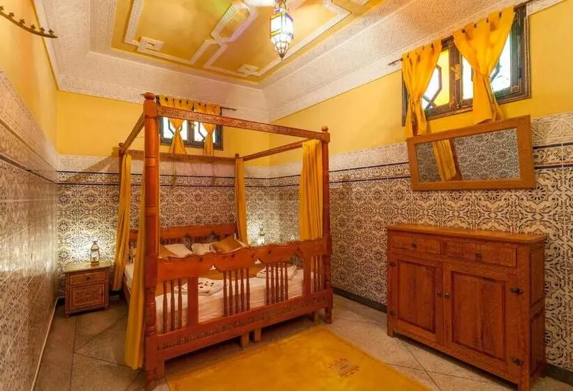 Standard room with outdoor bath, Riad Tasneem