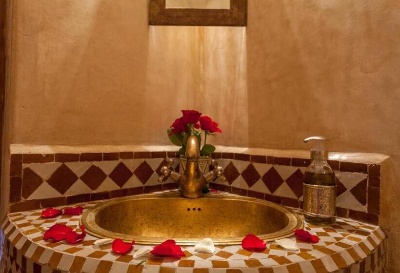 Standard room with outdoor bath, Riad Tasneem