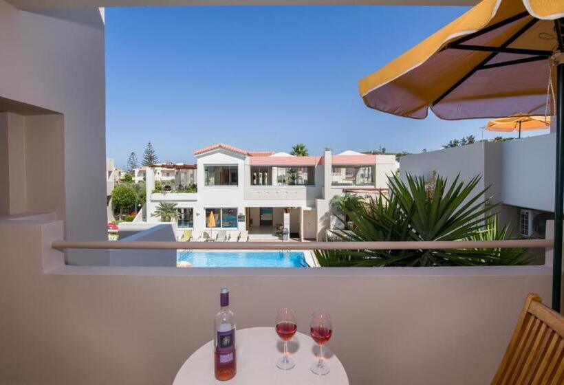 استودیوی استاندارد, Toxo