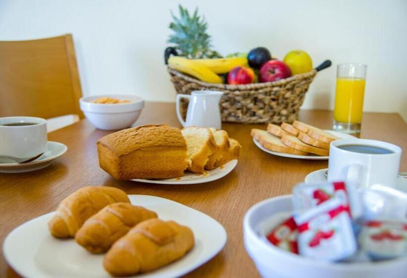 آپارتمان 2 خوابه, Toxo