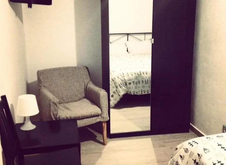 スタンダードルーム, B&b Santiago