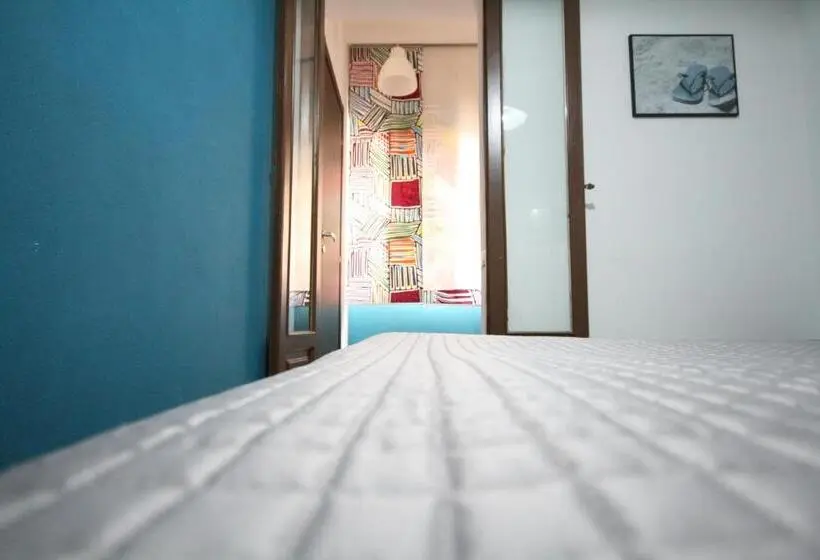 スタンダードルーム, B&b Santiago