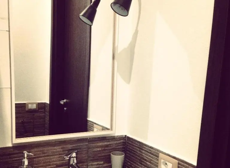 エコノミールーム, B&b Santiago