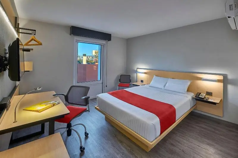 キングサイズベッドのスタンダードルーム, City Express By Marriott Ciudad De México Tlalpan