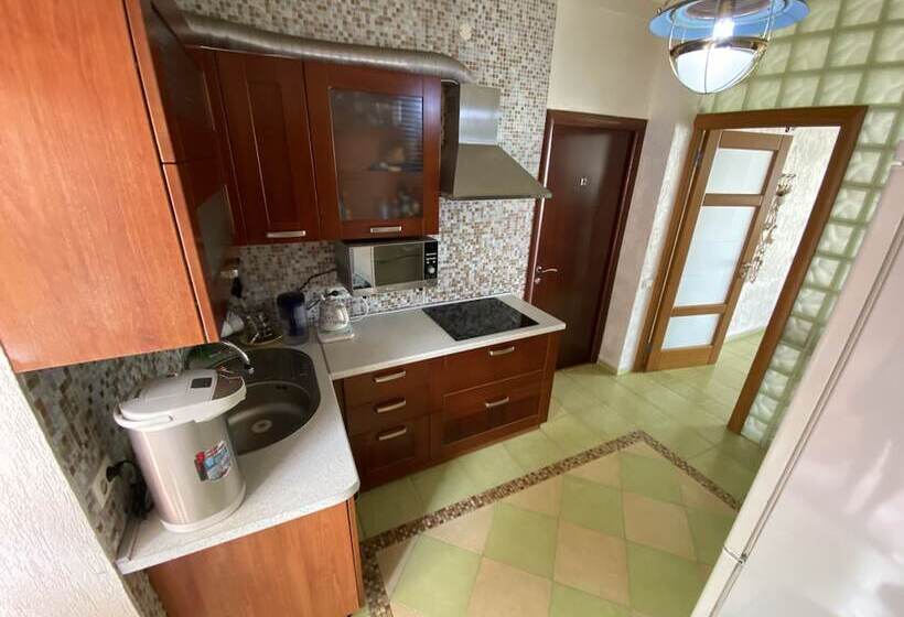 اتاق استاندارد, Pioner