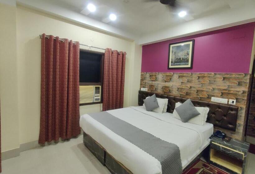 اتاق استاندارد, Chas Swastik Regency