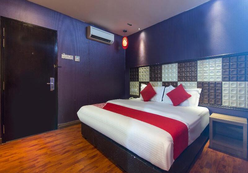 سوییت اجرایی, OYO 763 Tazara Hotel