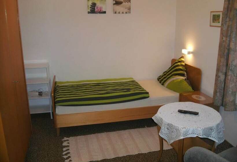 标准单人间共用浴室, Pension Reindlhöh