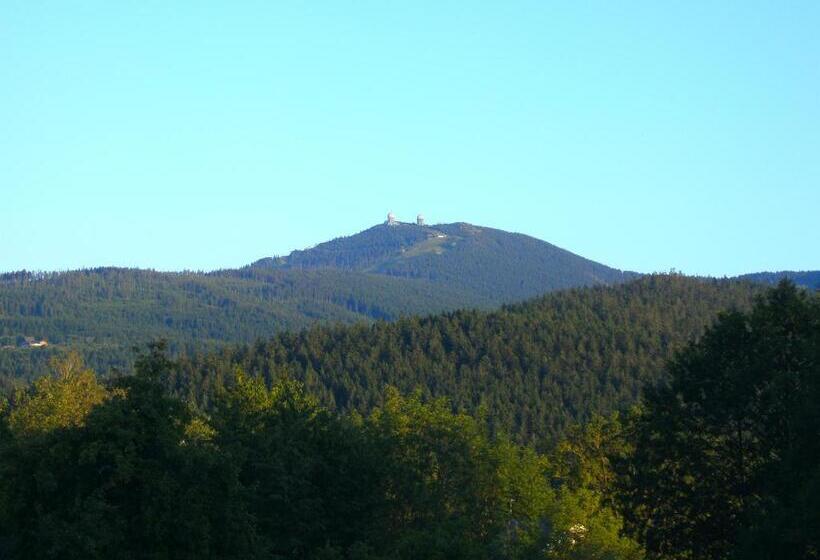 标准三人间共用浴室, Pension Reindlhöh